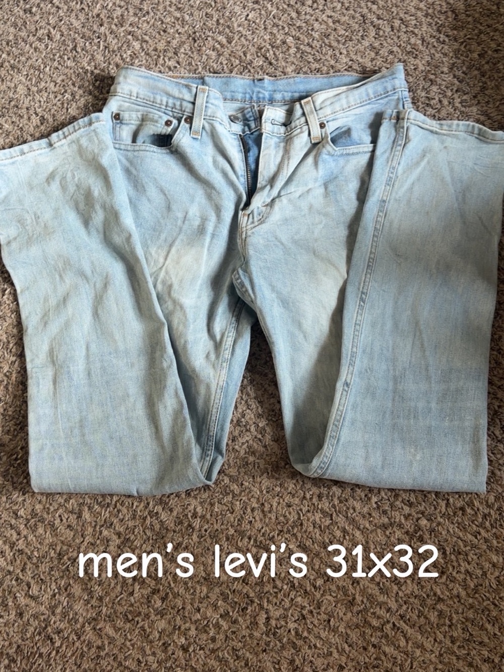 Levi's Men's Light Blue Straight Leg Jeans